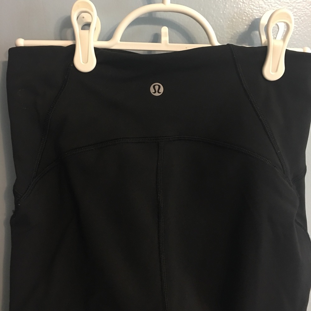 Lululemon Train Times Crop 21”